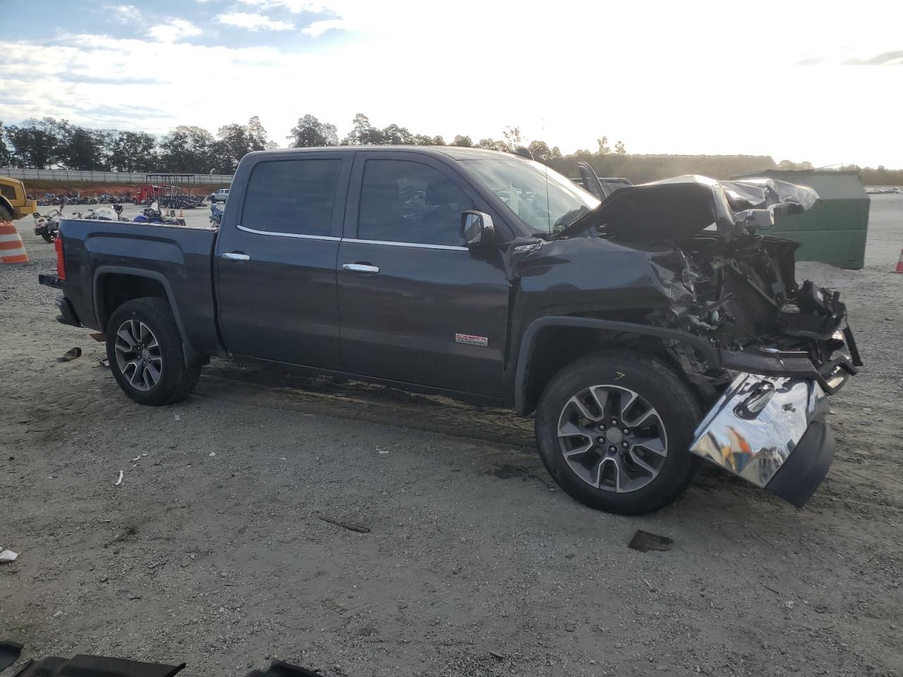 GMC SIERRA K1500 SLT