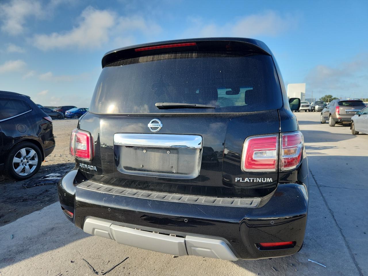 NISSAN ARMADA SV