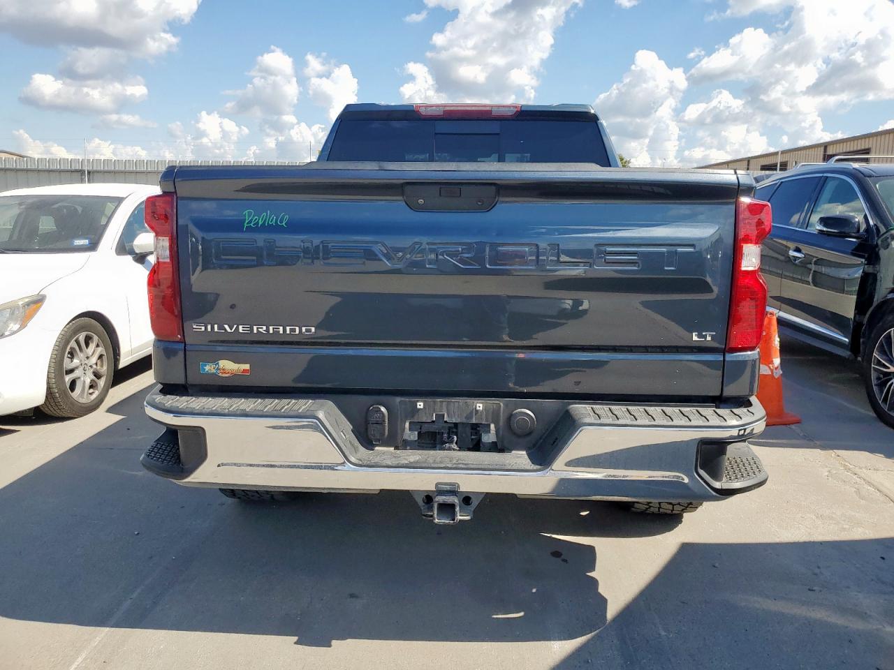 CHEVROLET SILVERADO C1500 LT