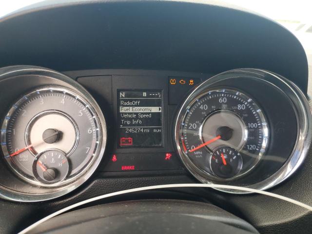 2011 CHRYSLER TOWN & COU - 2A4RR8DG1BR782718