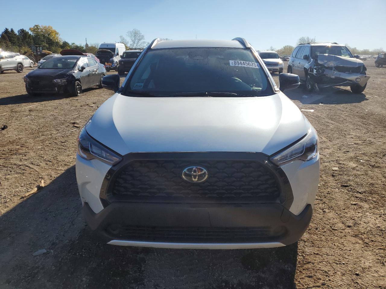 TOYOTA COROLLA CROSS LE