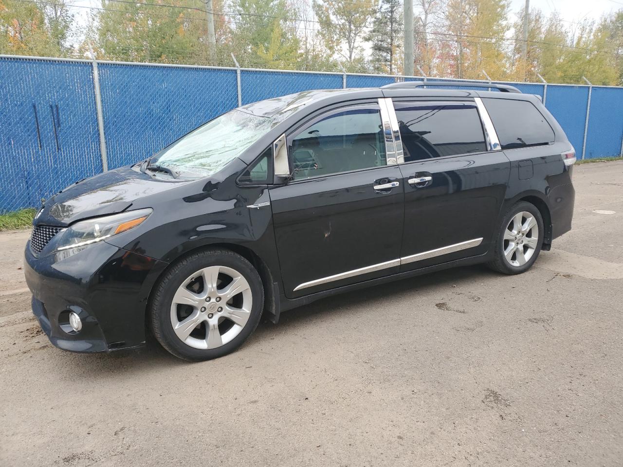 TOYOTA SIENNA SPORT