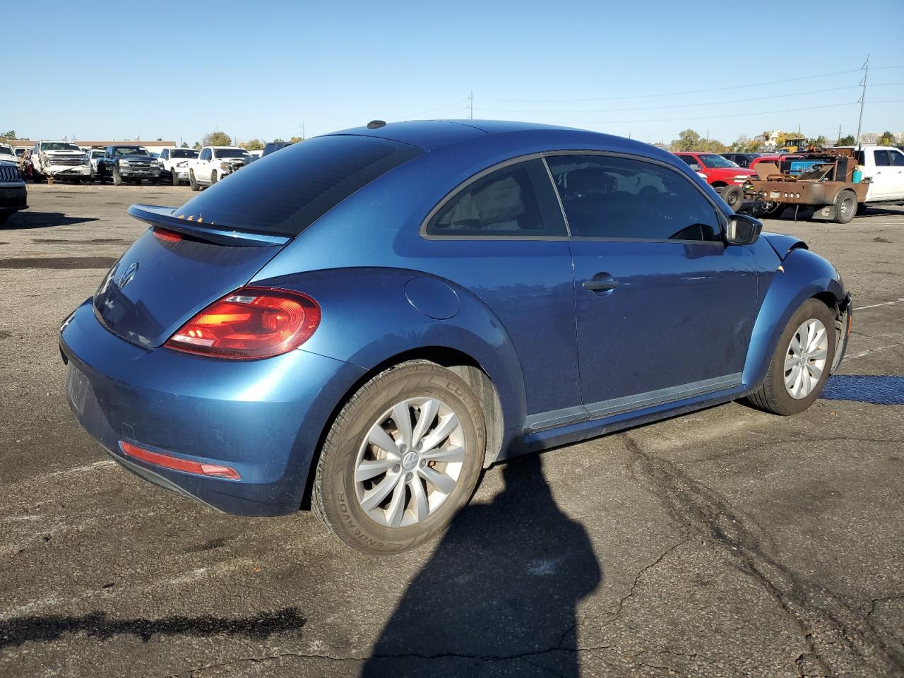 VOLKSWAGEN BEETLE S