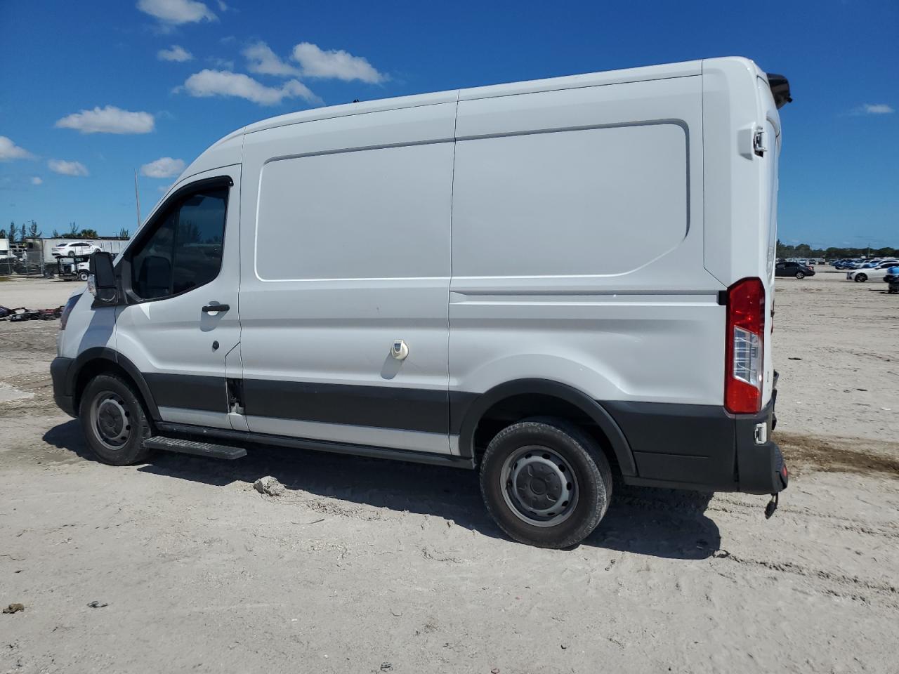 FORD TRANSIT T-250