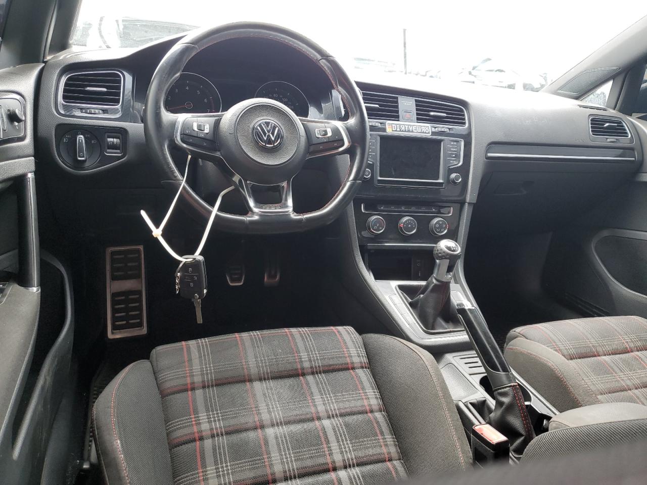 VOLKSWAGEN GOLF GTI S