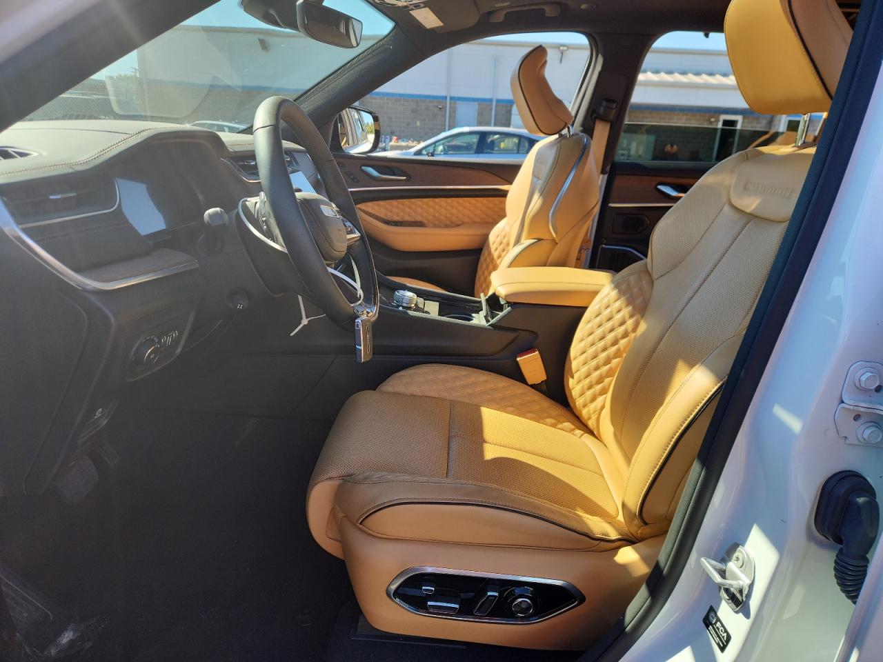 JEEP GRAND CHEROKEE L SUMMIT