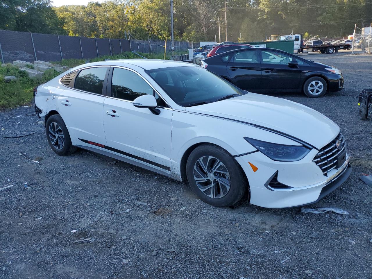 HYUNDAI SONATA HYBRID