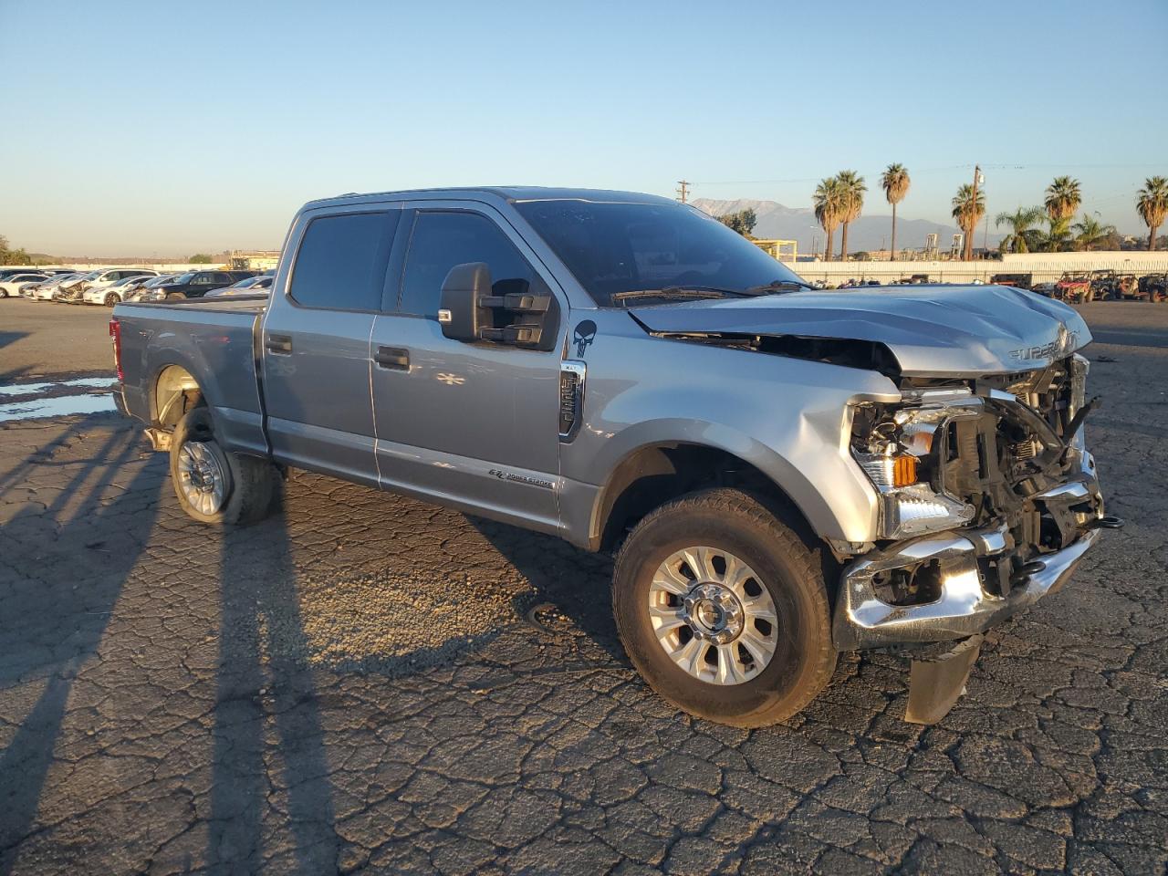 FORD F-250 SUPER DUTY