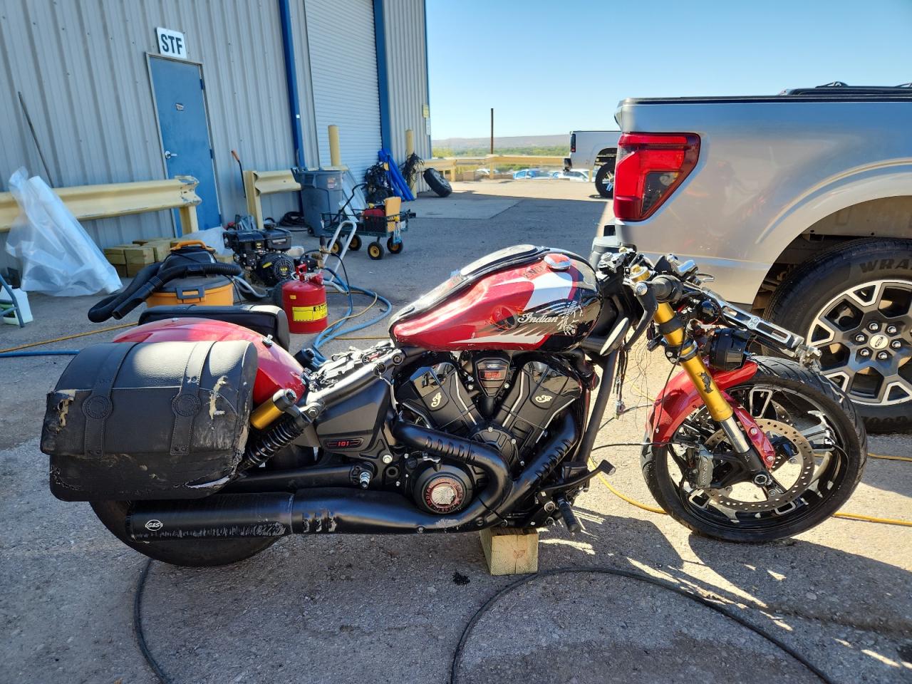  Salvage Indian Motorcycle Co 101 Scout