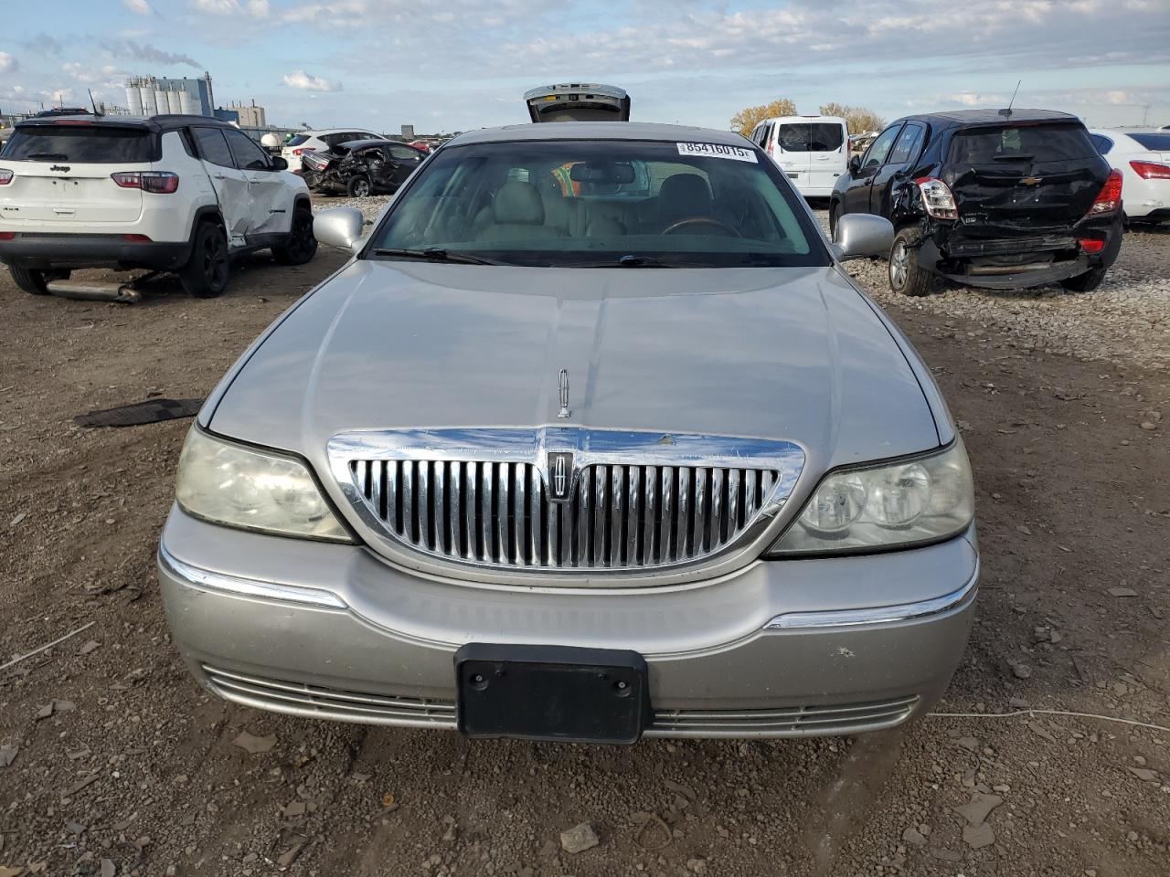 Lot #3290413759 2007 LINCOLN TOWN CAR S