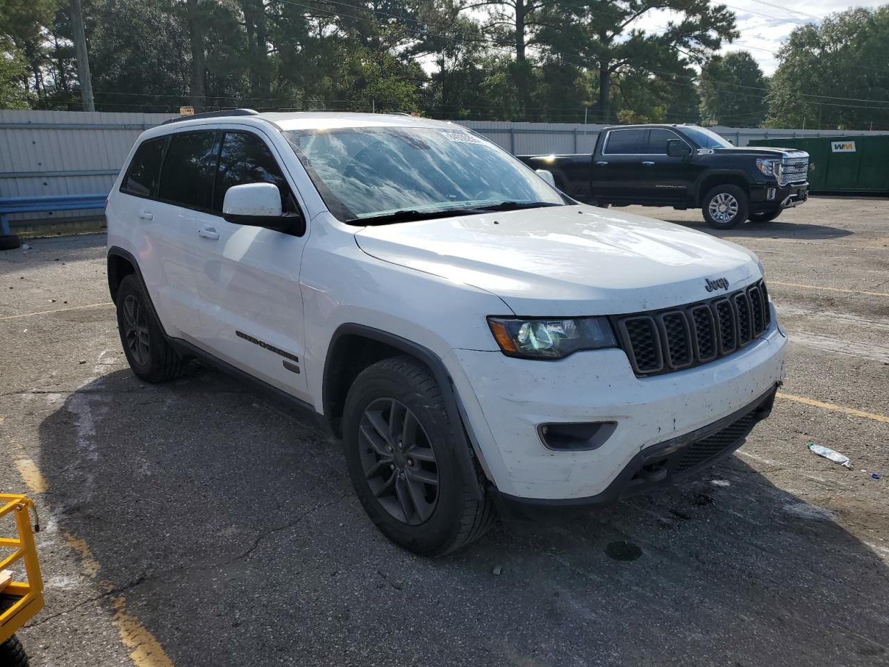 JEEP GRAND CHEROKEE LAREDO