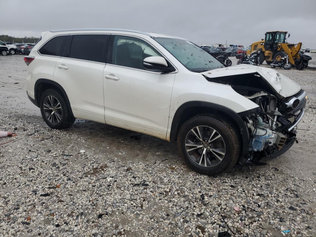 TOYOTA HIGHLANDER XLE