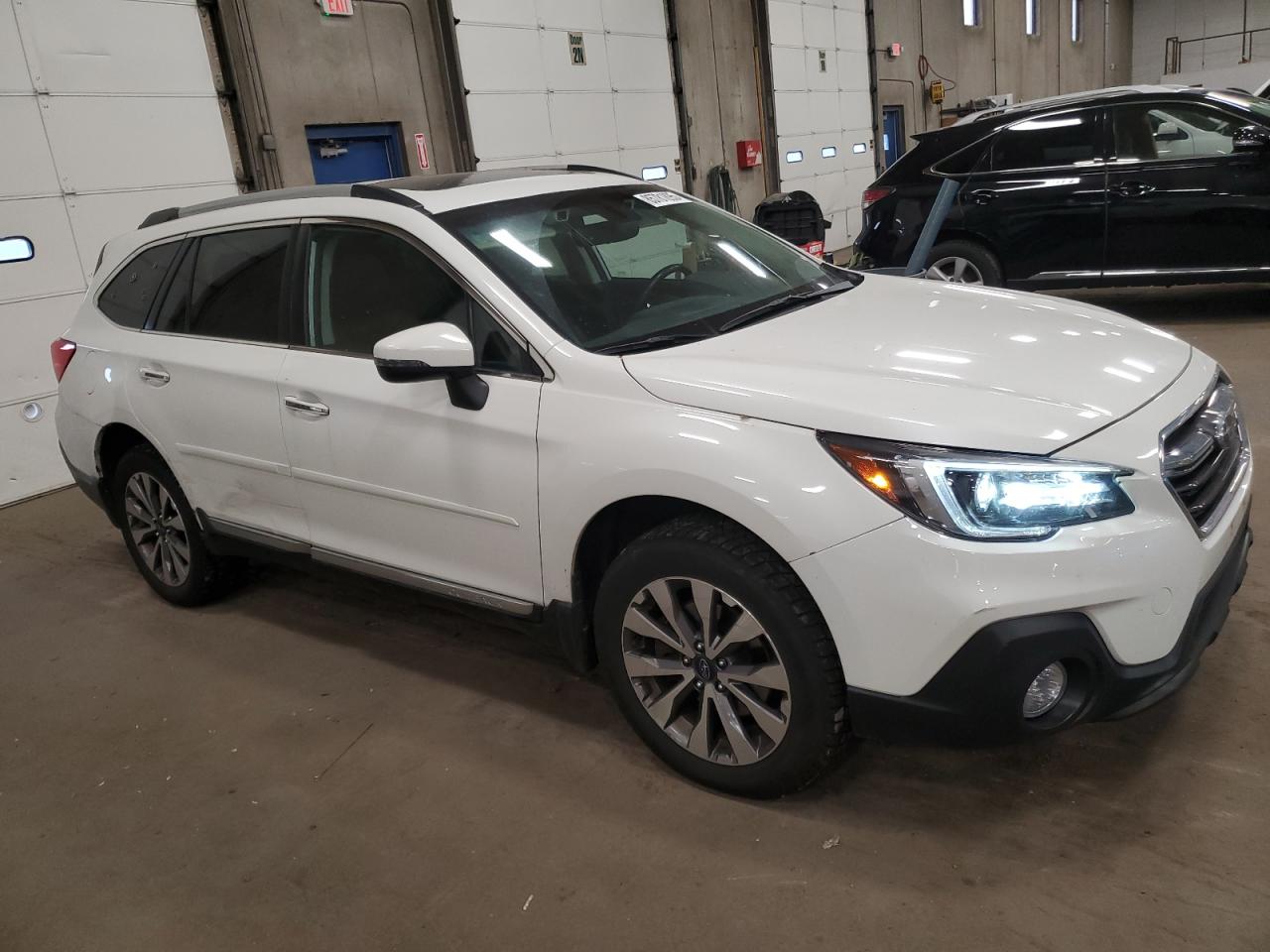 SUBARU OUTBACK TOURING