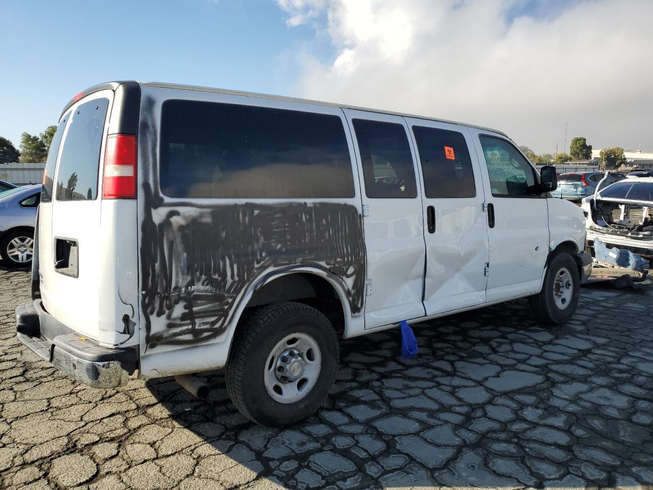 CHEVROLET EXPRESS LT