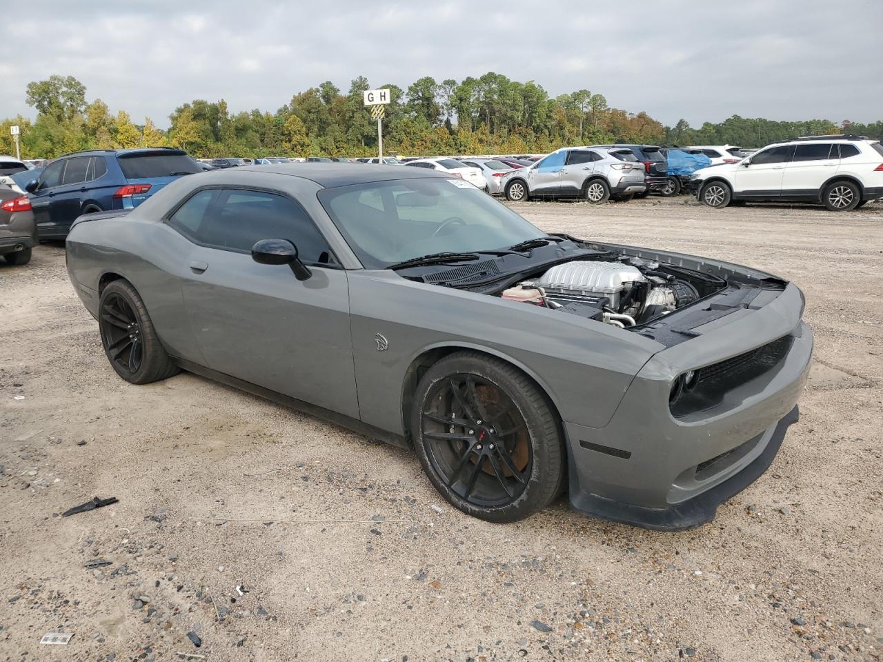 DODGE CHALLENGER SRT HELLCAT