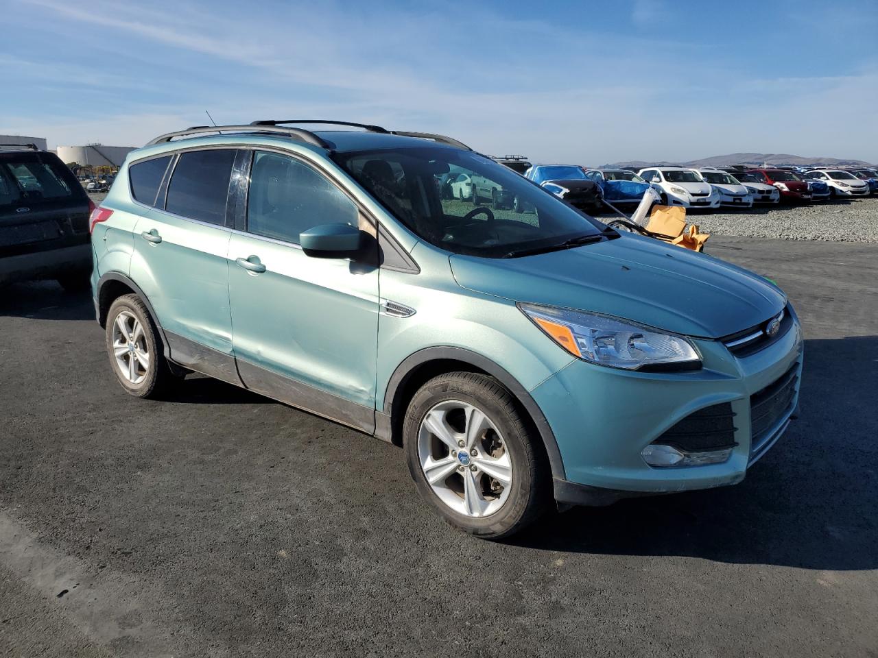 FORD ESCAPE SE