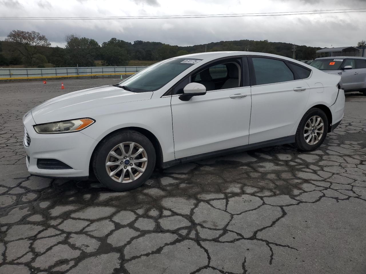 FORD FUSION S