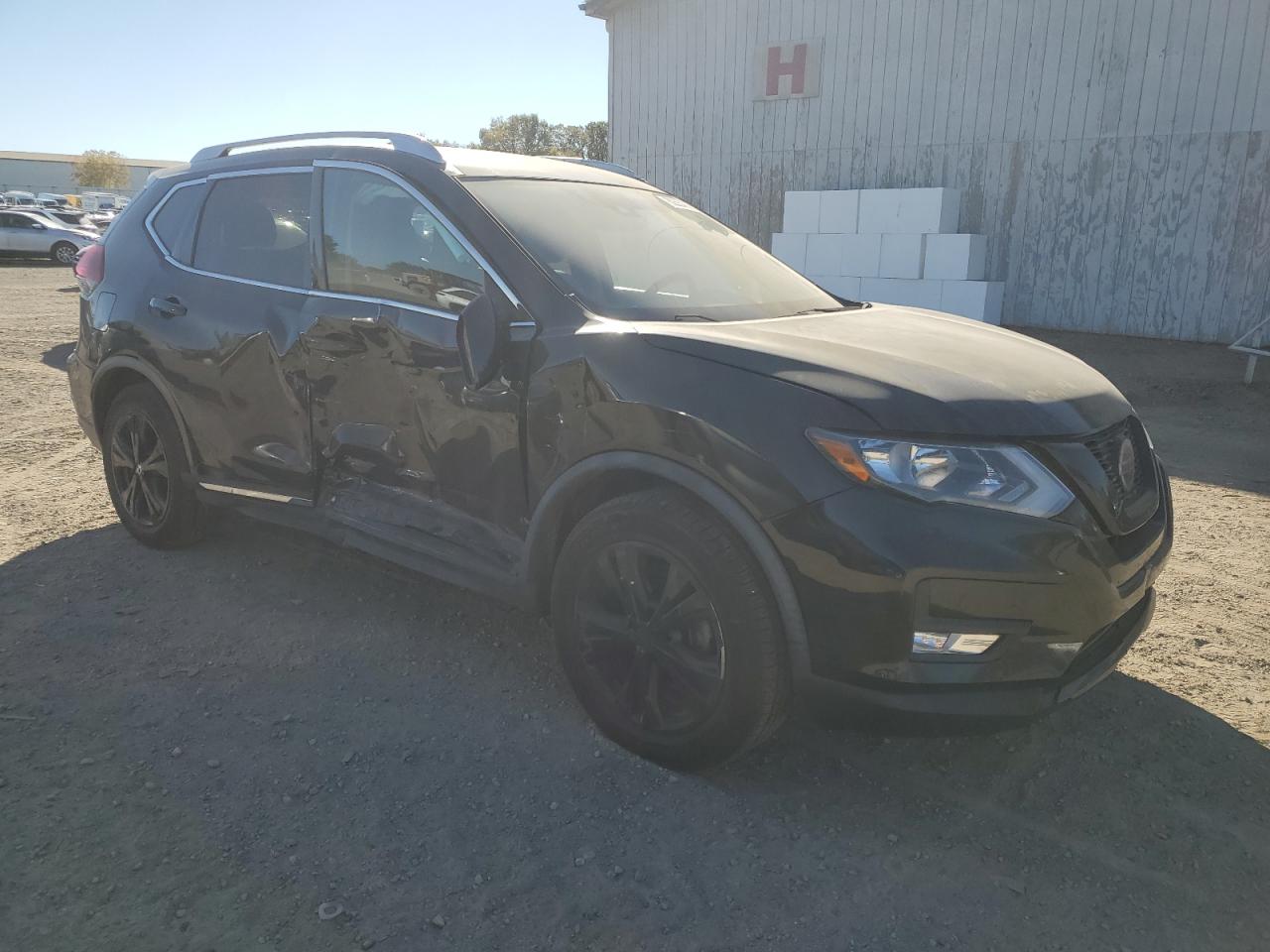 NISSAN ROGUE S