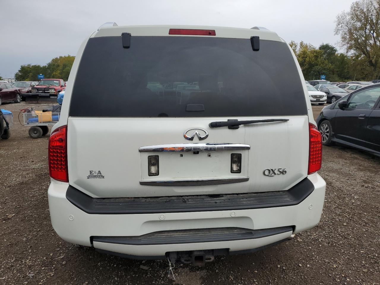 INFINITI QX56