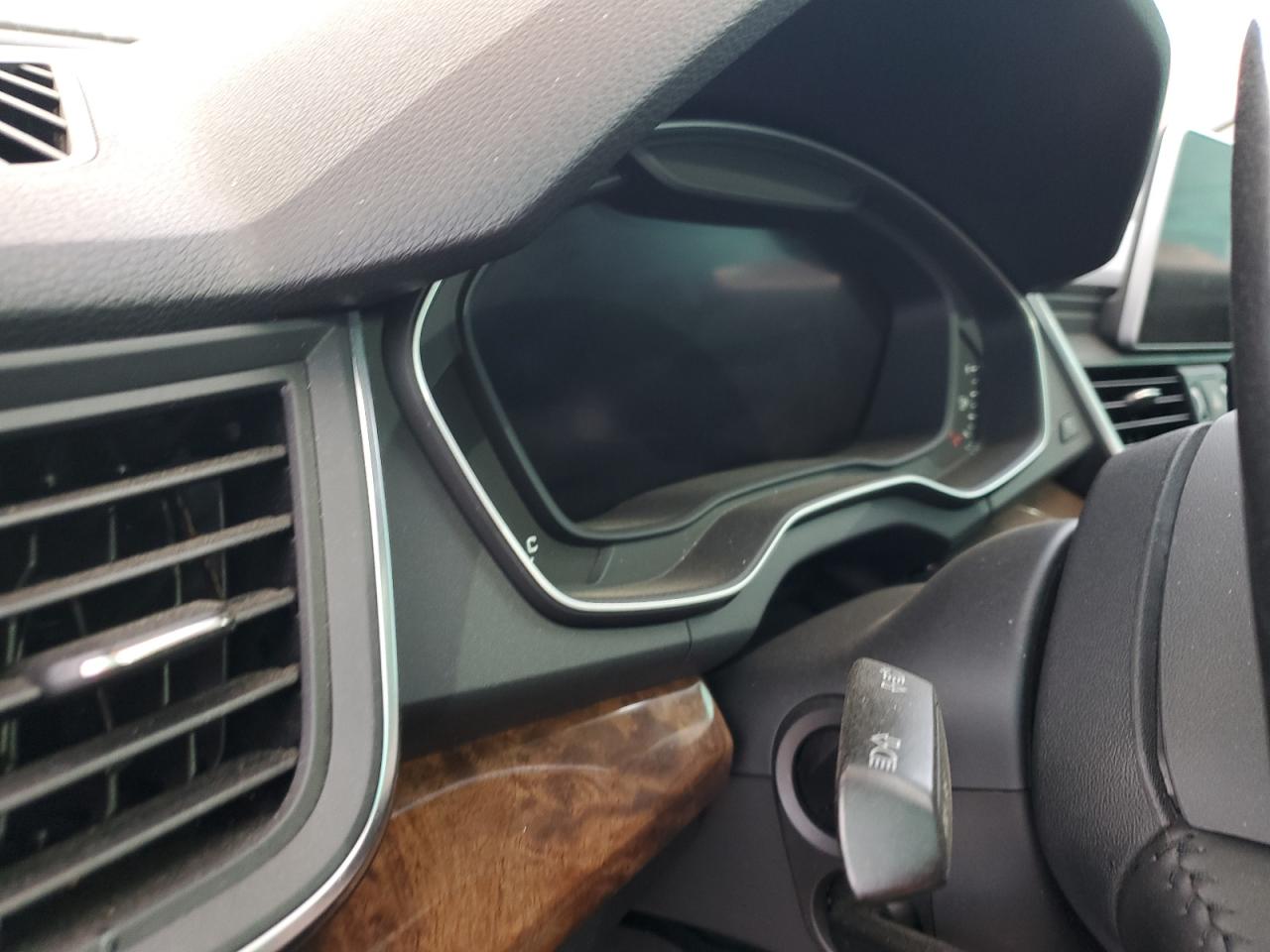 AUDI Q5 PREMIUM PLUS