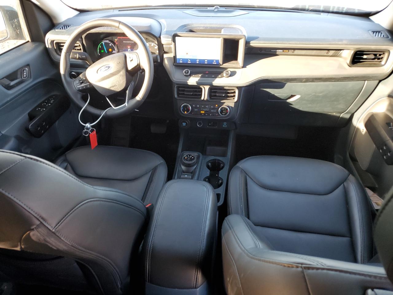 FORD MAVERICK LARIAT