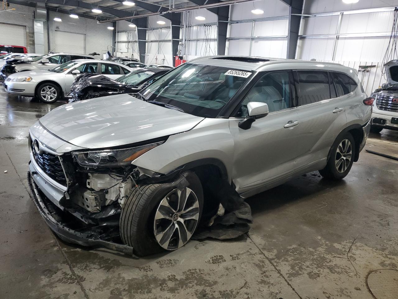 TOYOTA HIGHLANDER XLE