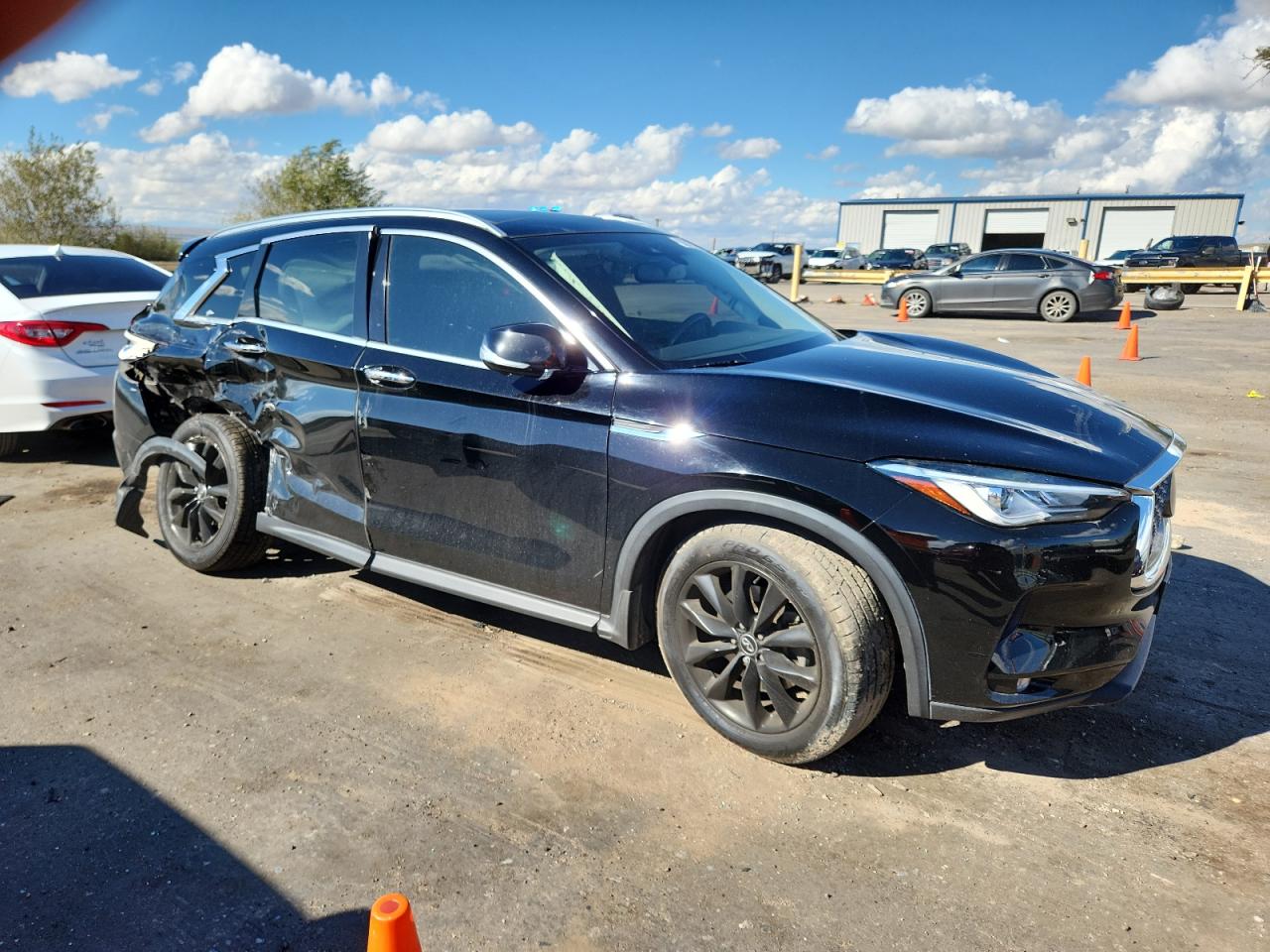 INFINITI QX50 ESSENTIAL