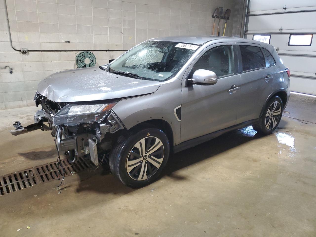 MITSUBISHI OUTLANDER S/SE