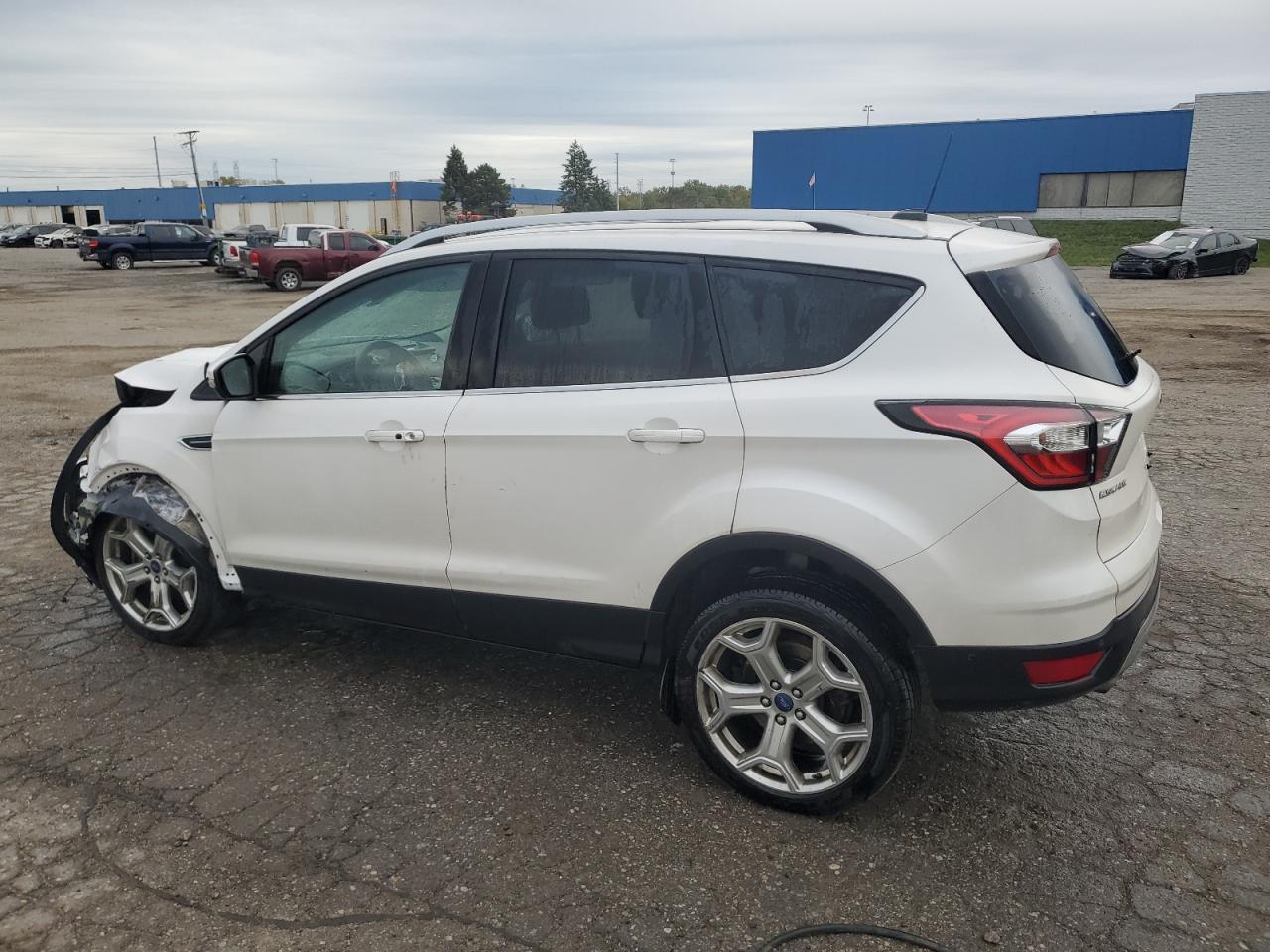 FORD ESCAPE TITANIUM