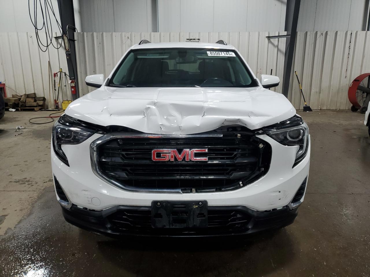 GMC TERRAIN SLE