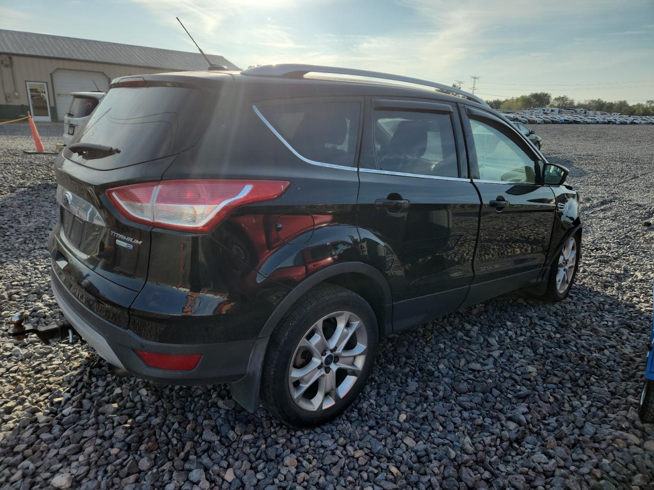 FORD ESCAPE TITANIUM