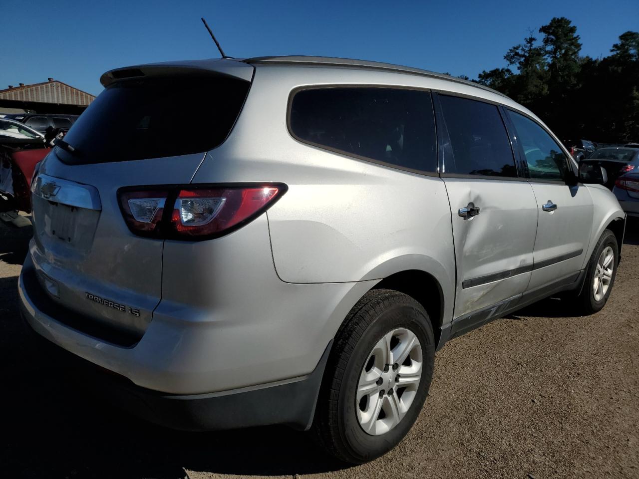 CHEVROLET TRAVERSE LS