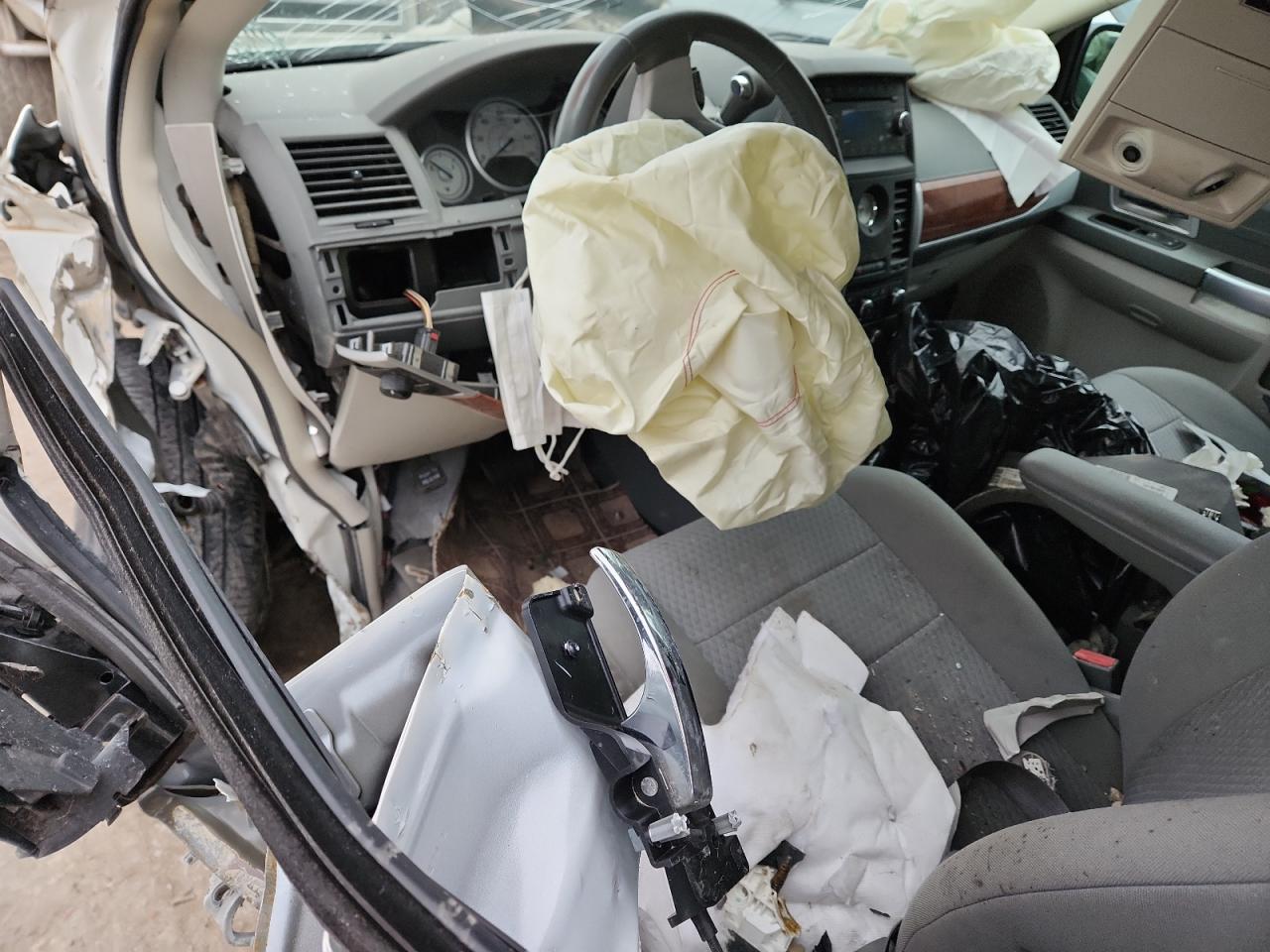 Lot #3298222027 2008 CHRYSLER TOWN & COU