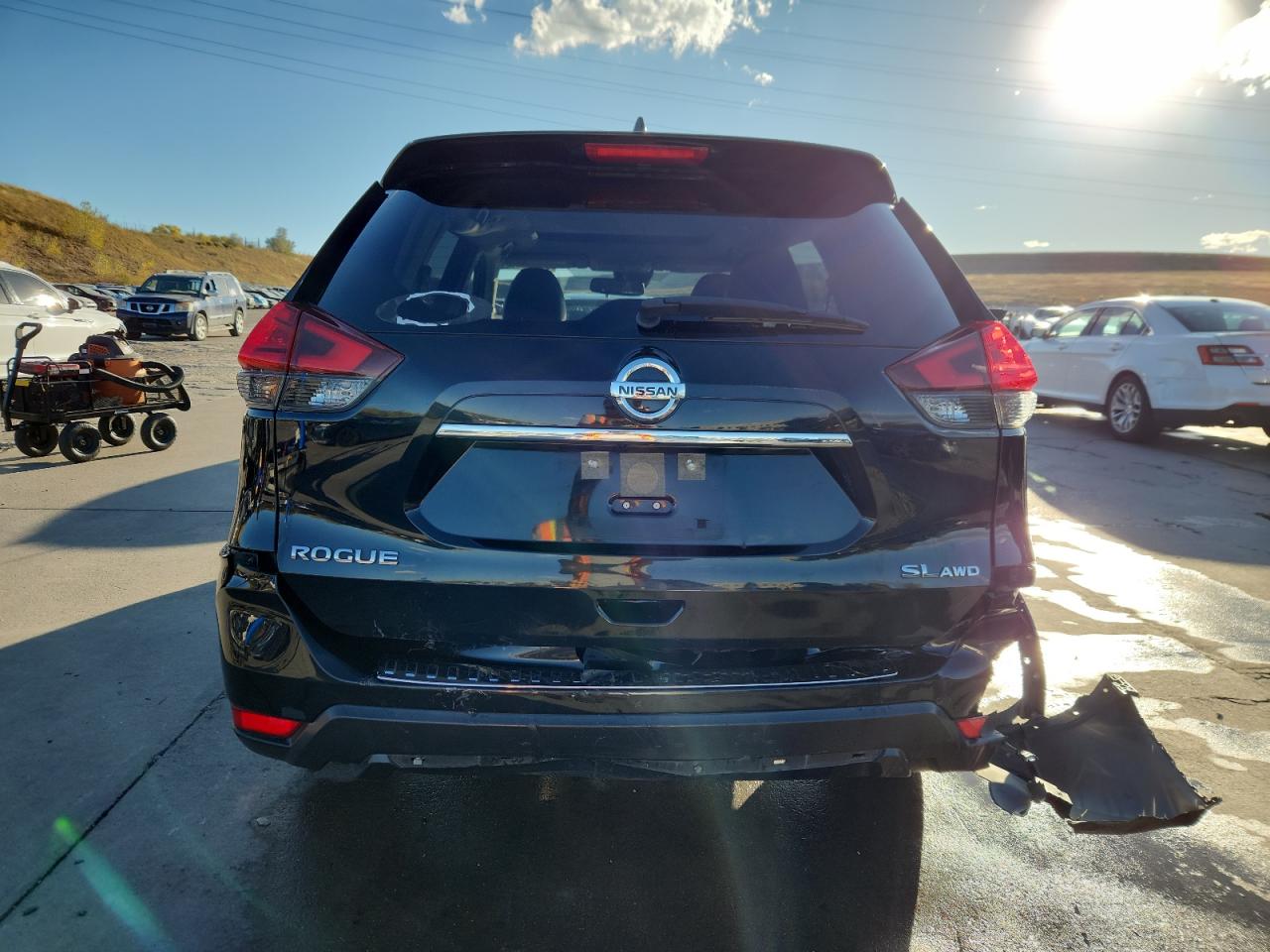 NISSAN ROGUE S