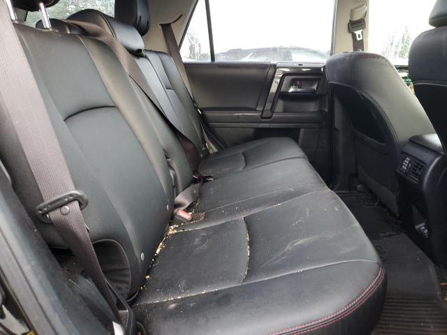 2020 TOYOTA 4RUNNER SR JTEBU5JRXL5835873