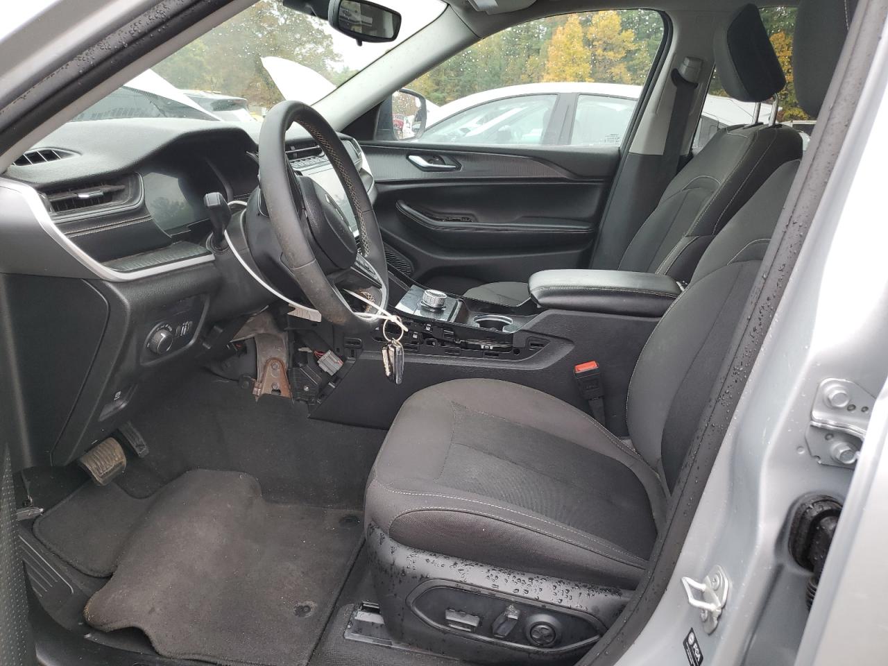 JEEP GRAND CHEROKEE L LAREDO