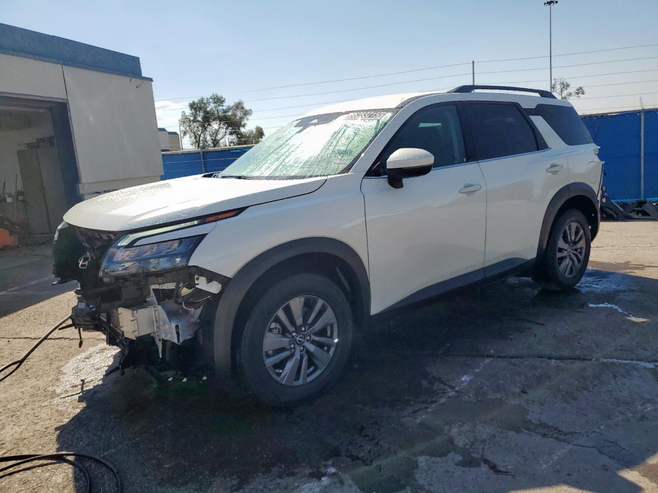 NISSAN PATHFINDER SV