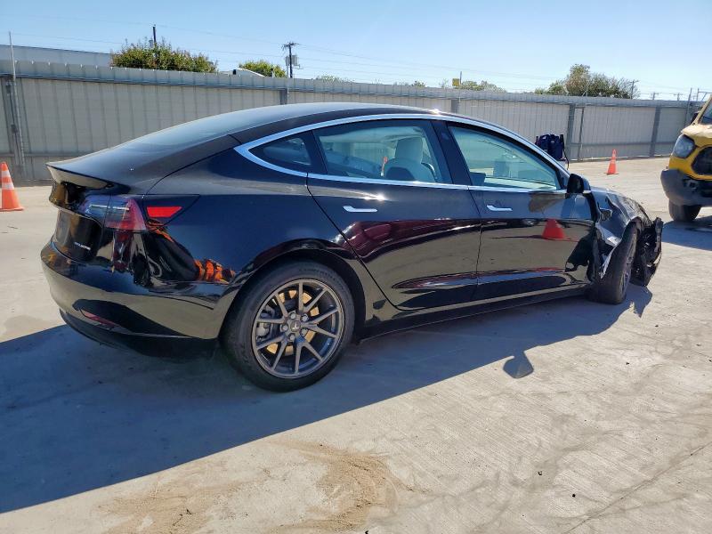 2018 TESLA MODEL 3 - 5YJ3E1EB8JF099152