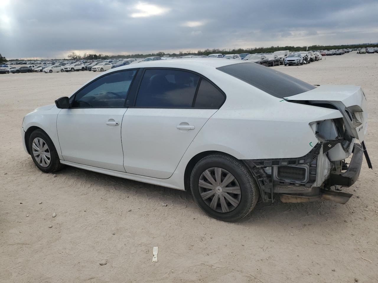 VOLKSWAGEN JETTA BASE