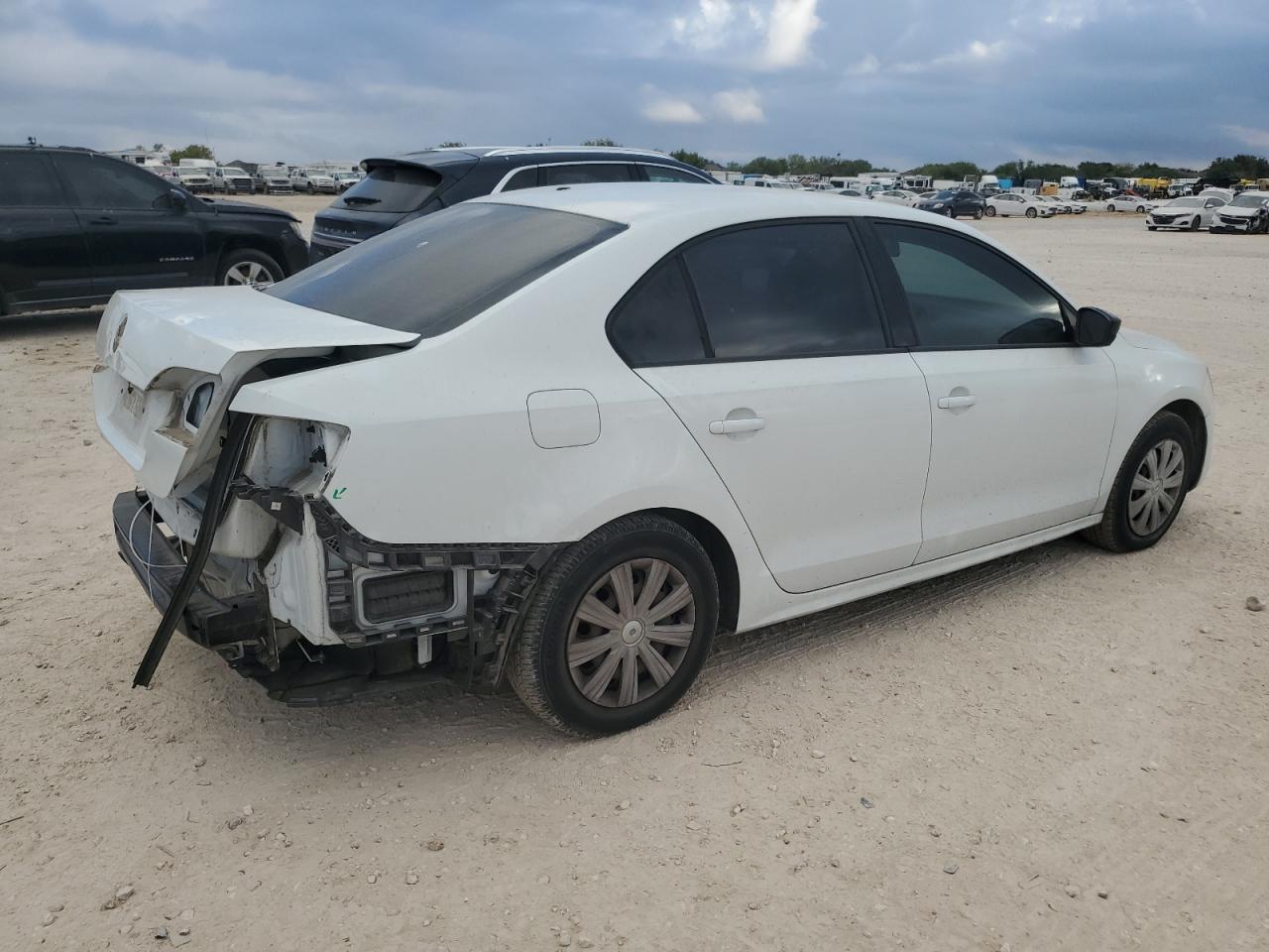 VOLKSWAGEN JETTA BASE