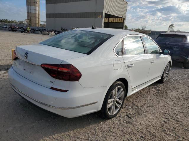 2017 VOLKSWAGEN PASSAT SE - 1VWGT7A38HC083868