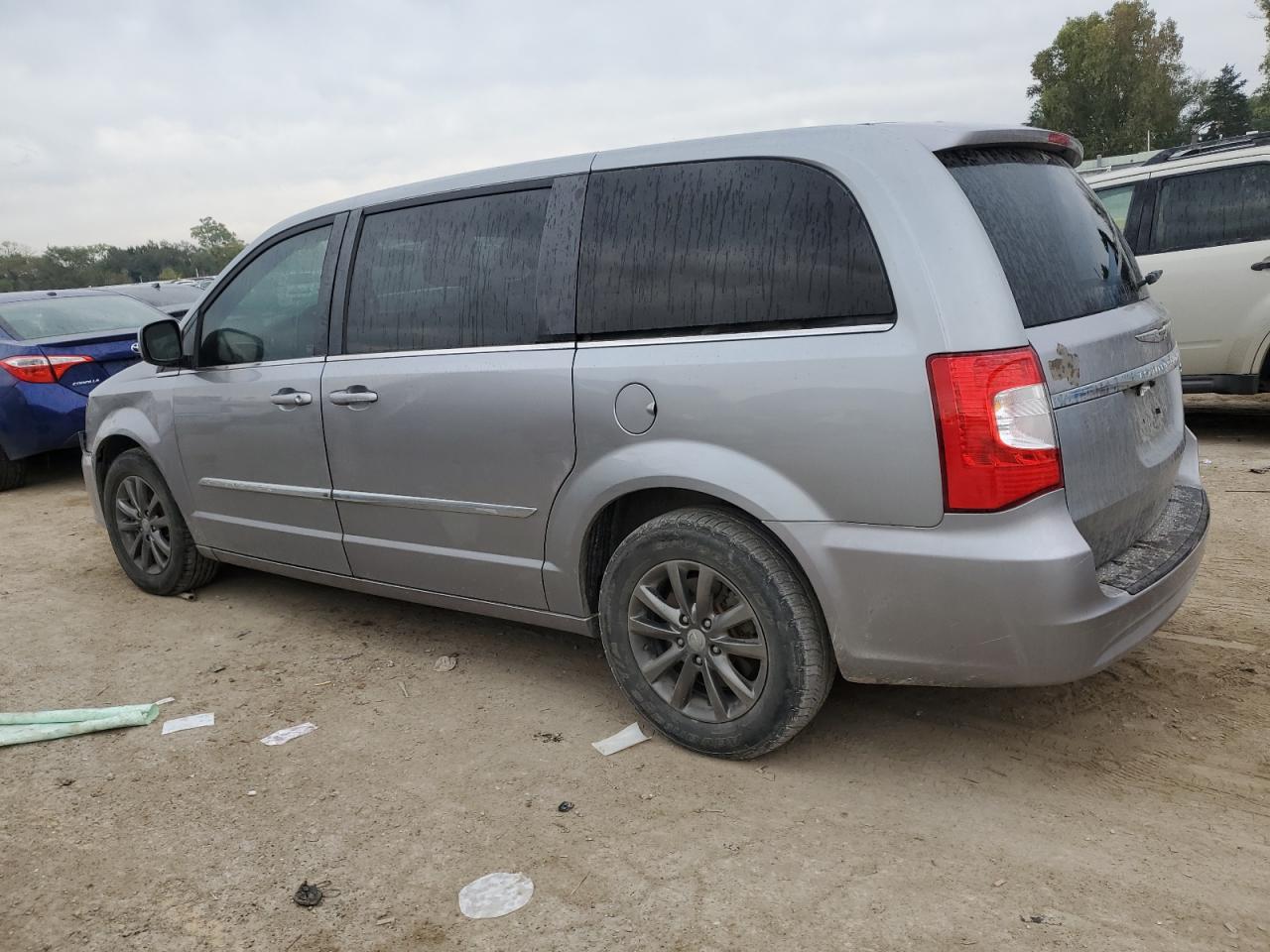 CHRYSLER TOWN & COUNTRY S