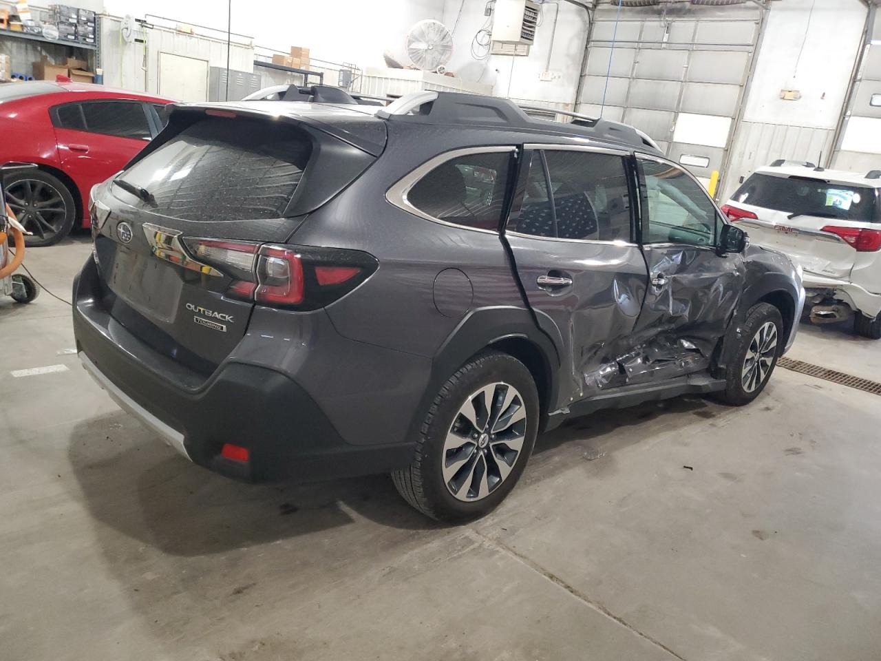 SUBARU OUTBACK TOURING