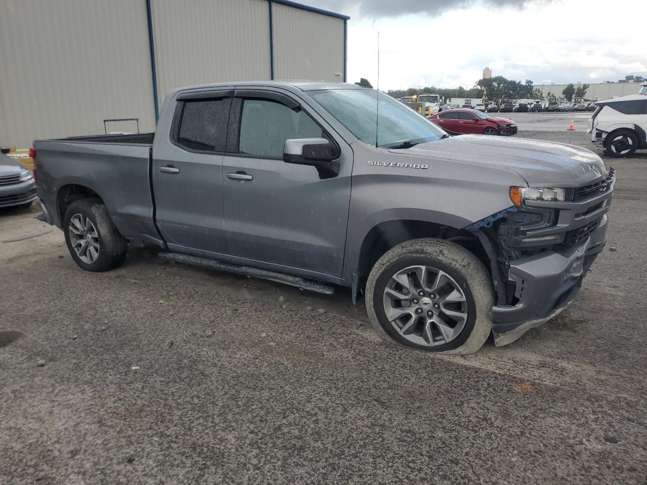 CHEVROLET SILVERADO C1500 LT