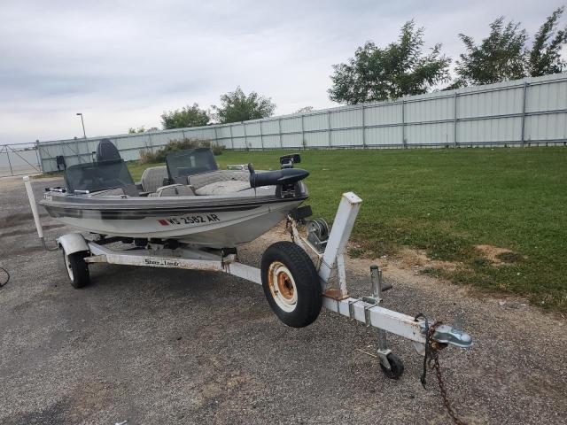LAND ROVER BASS BOAT