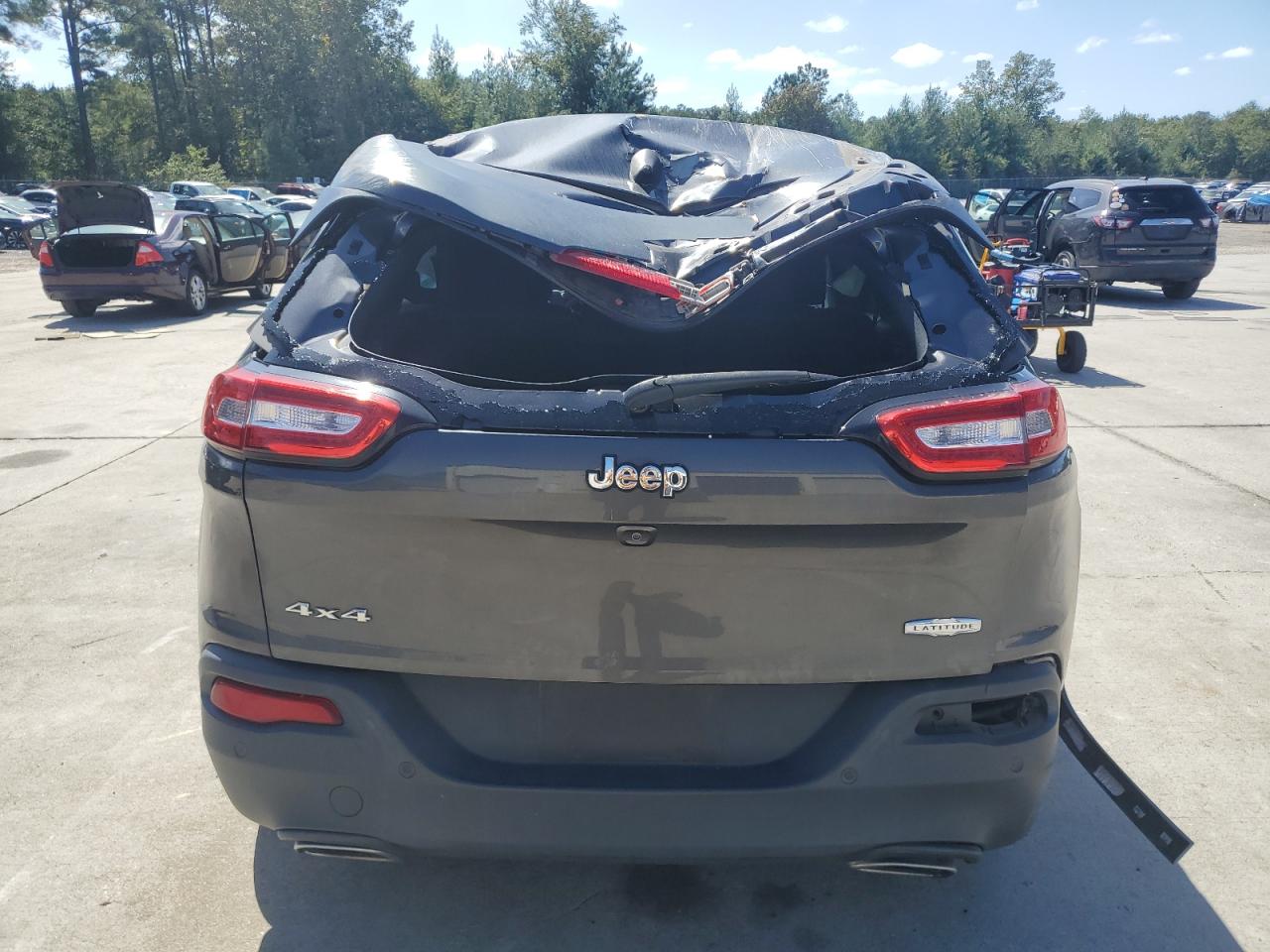 JEEP GRAND CHEROKEE LATITUDE