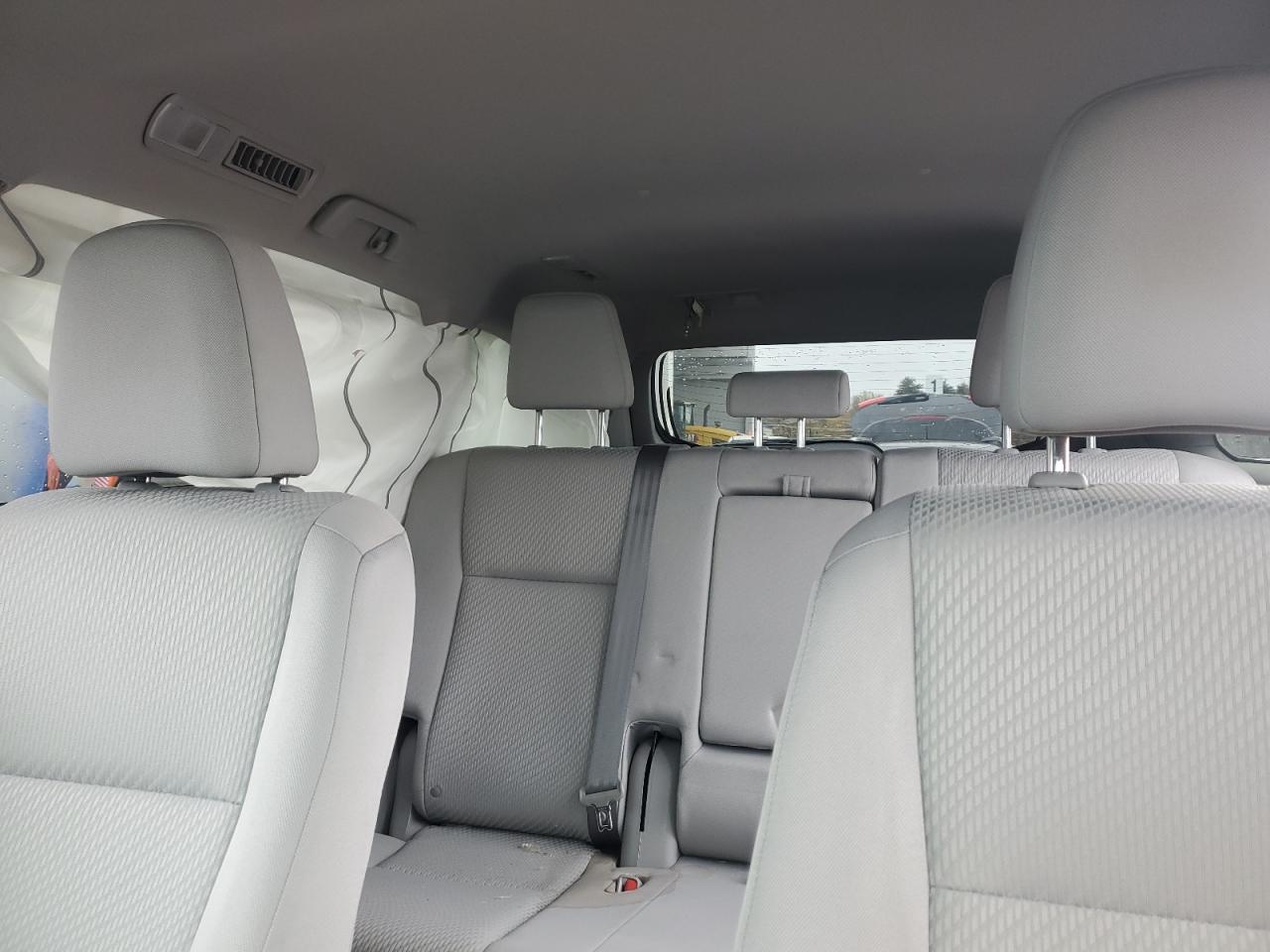 TOYOTA HIGHLANDER LE