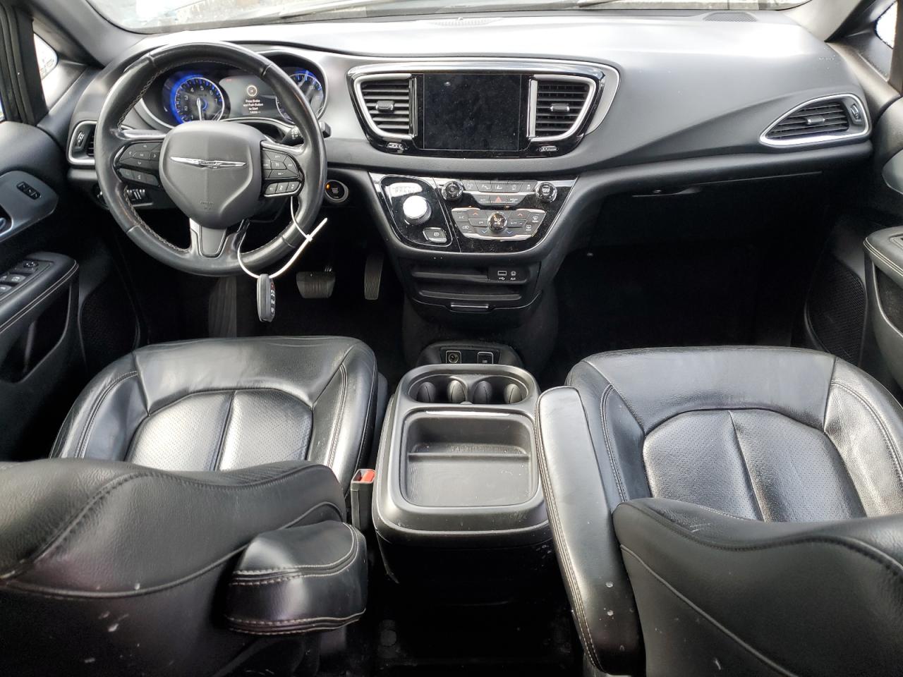 CHRYSLER PACIFICA TOURING L