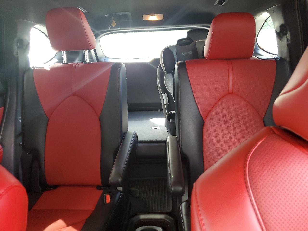 TOYOTA HIGHLANDER LE