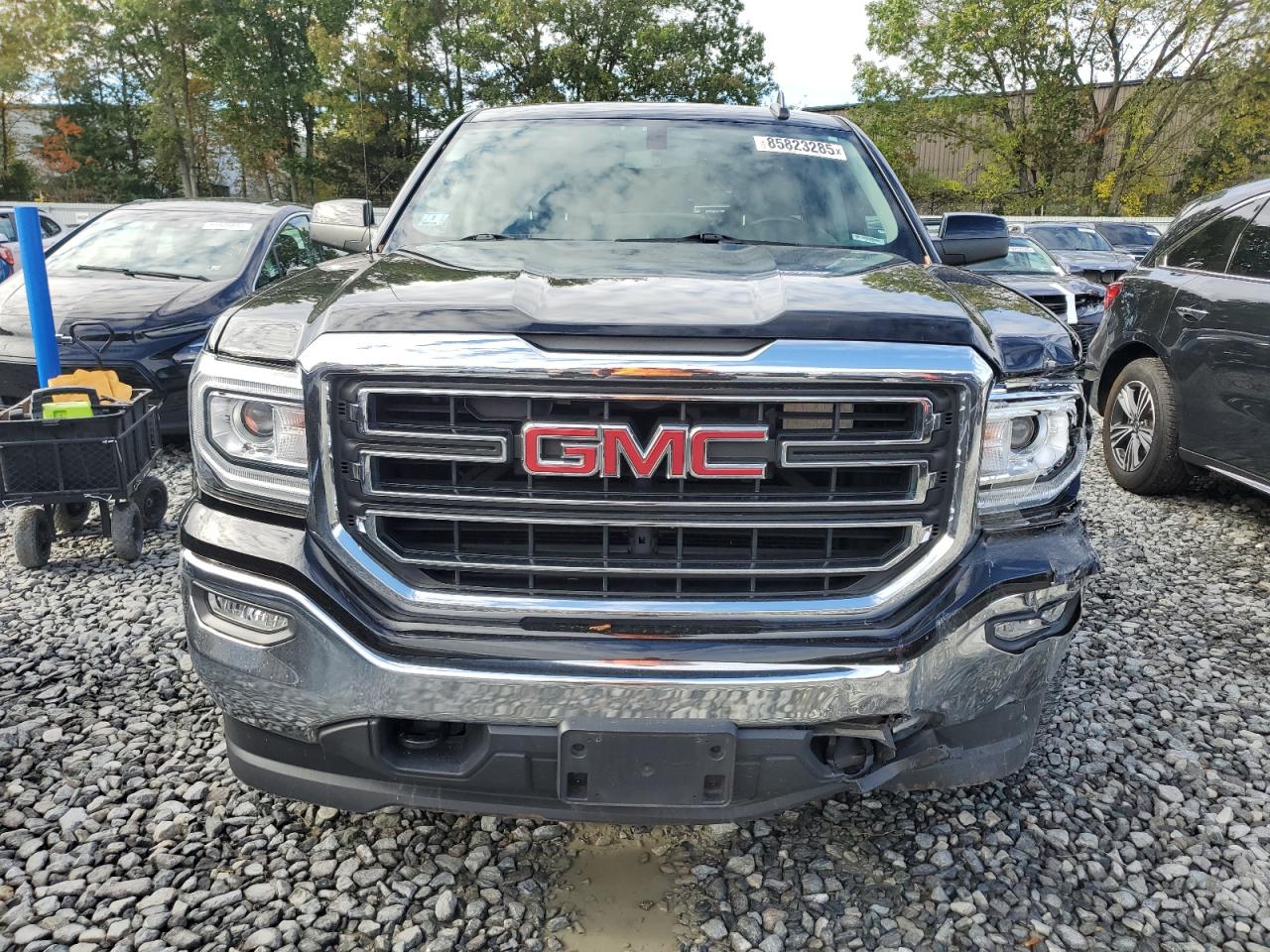 GMC SIERRA K1500 SLE